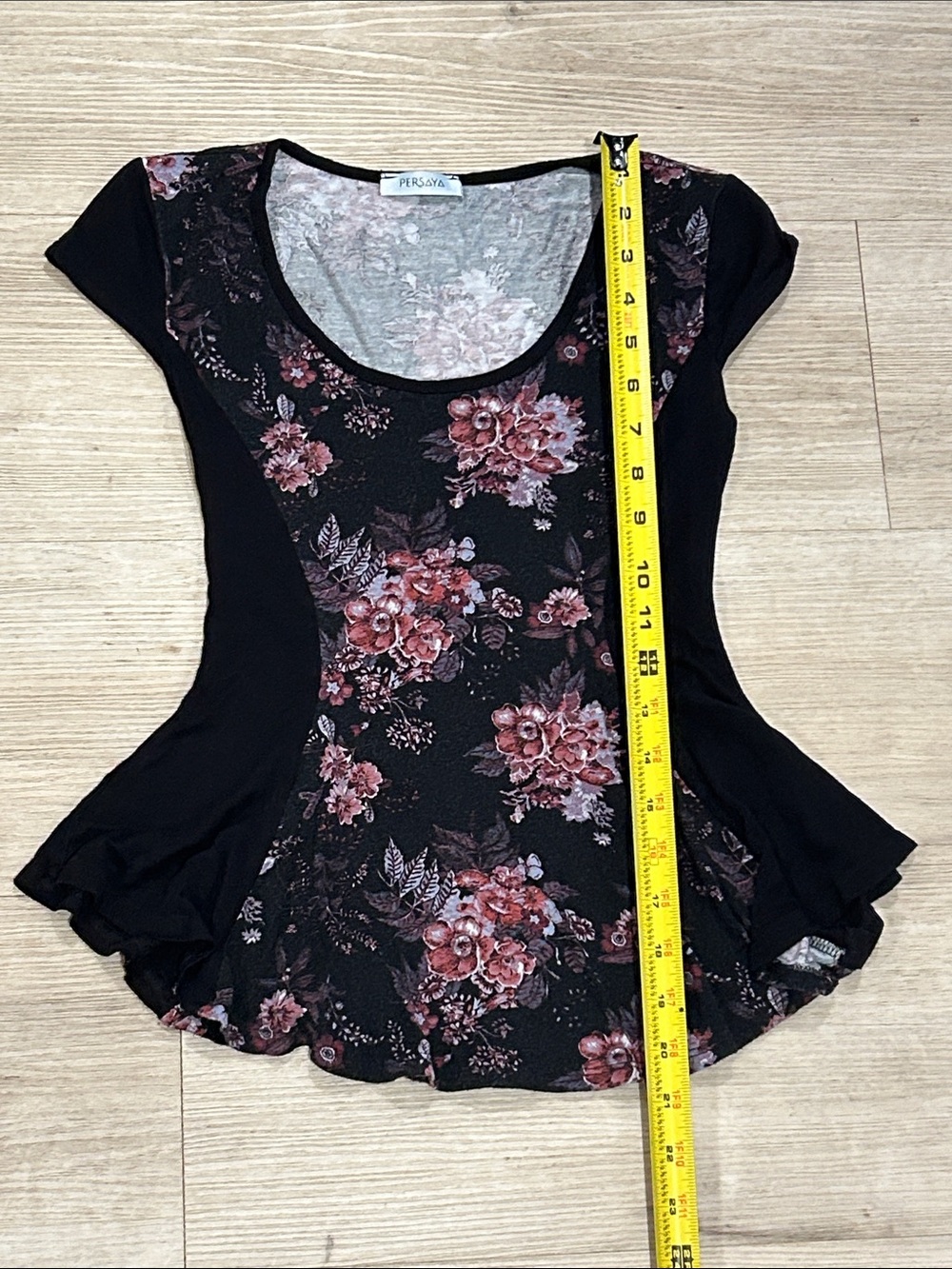 Persaya Black Top with Pink Floral Front Panel Size S - Picture 5 of 5
